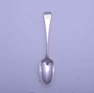 A George III sterling silver Old English pattern dessert spoon