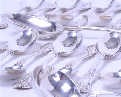 Fine Victorian sterling silver Queen's pattern service for 12