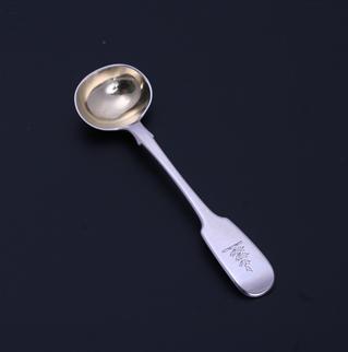 A William IV sterling silver salt spoon