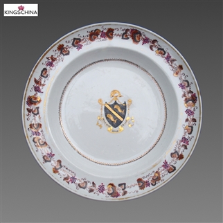 Chinese Armorial Plate FRENCH FAMILY